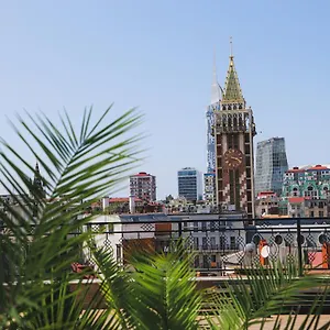 https://old-garden.batumihotels.net
